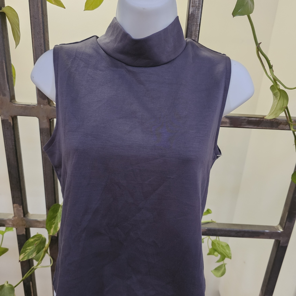 Elegant Sleeveless High Neck Top - Deep Purple